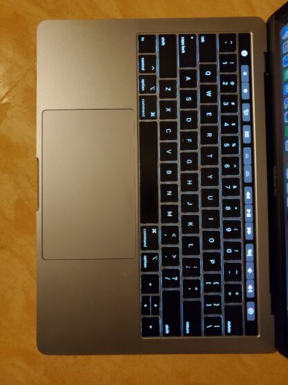 Macbook Pro 2018 256GB 8GB i5 13inch - Image 3