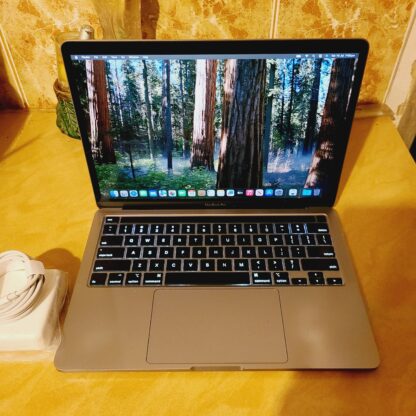 Mackbook Pro 2020 i5 13inch