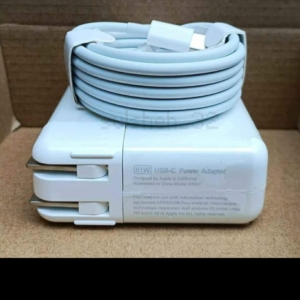 Macbook Pro USB-C charger 61w