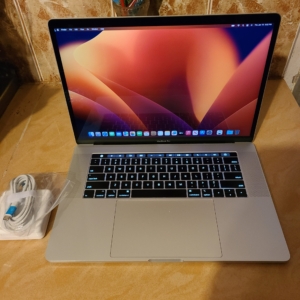 Mackbook Pro 2018 i9 32GB 512GB