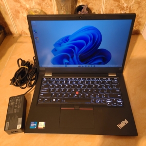 Lenovo ThinkPad 500GB SSD 8GB i5 11thgen